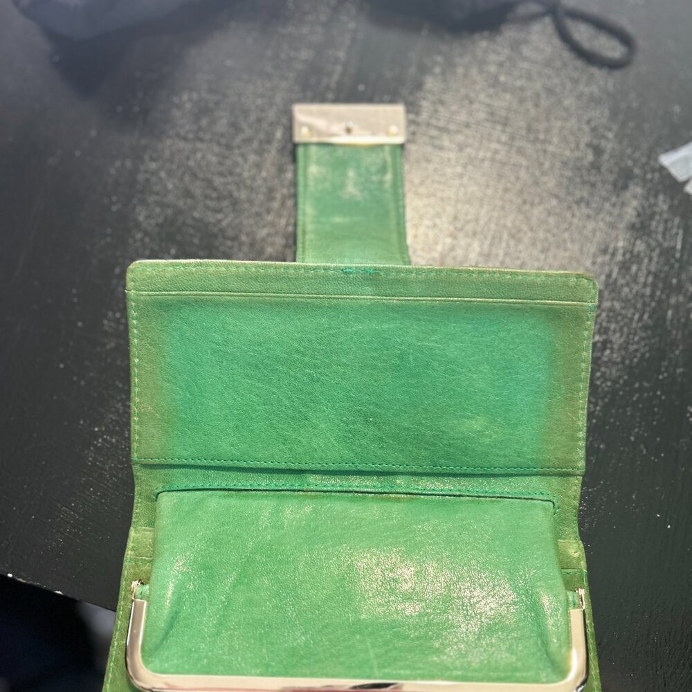 L.A.M.B. by Gwen Stefani Green Leather Wallet - Picture 4 of 7
